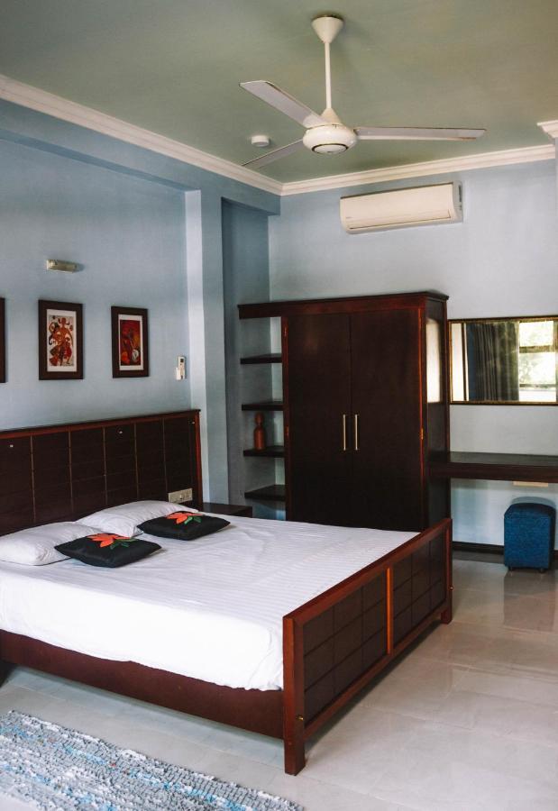 Uralsurf House Hotel Weligama Exterior photo
