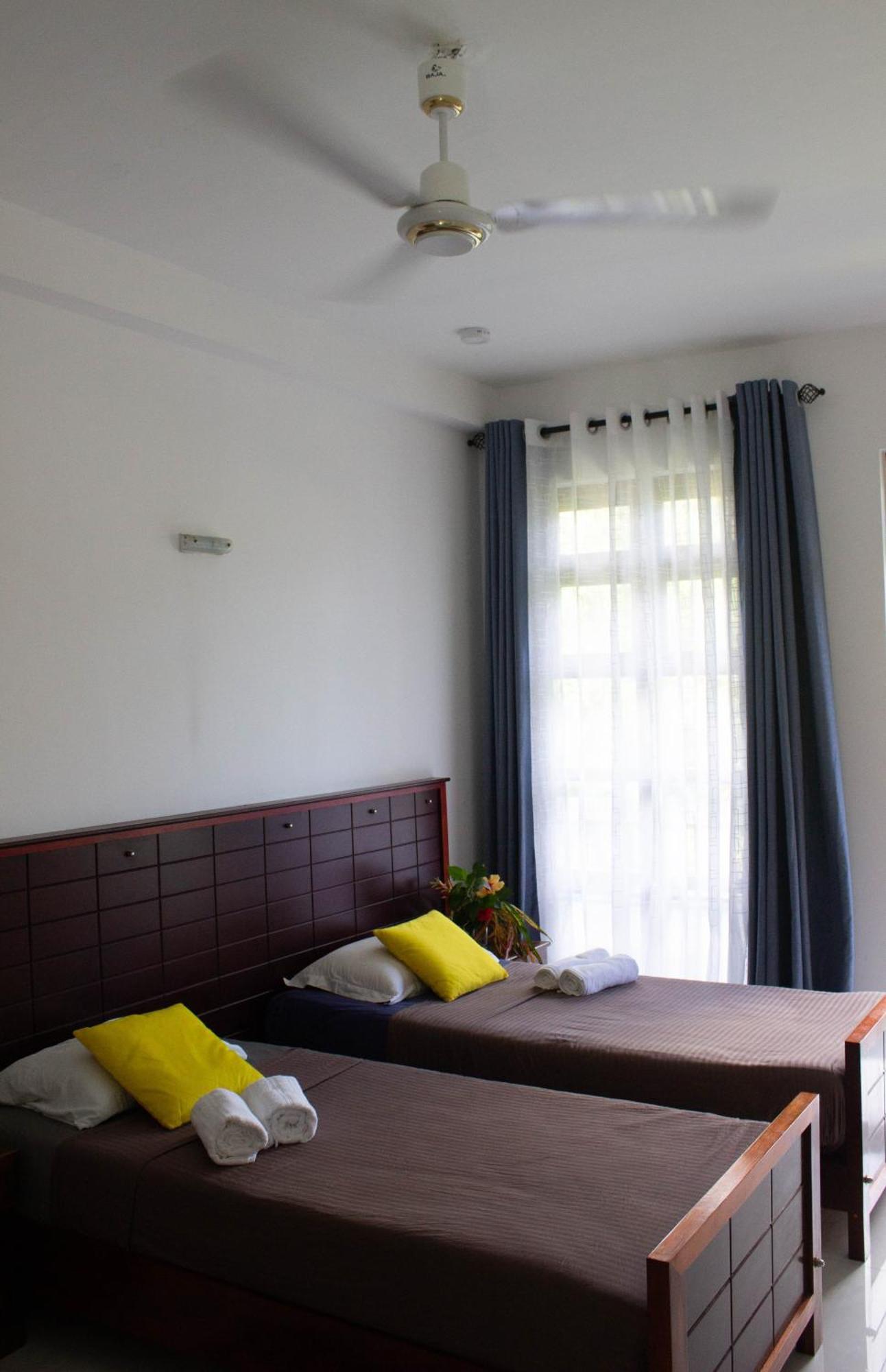 Uralsurf House Hotel Weligama Exterior photo